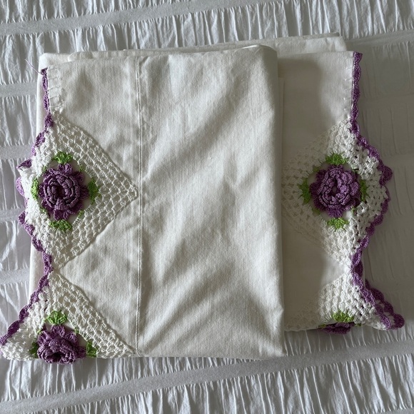 WABASSO Vintage Set of 2 Cotton Pillowcases Floral Crochet Trim Cottagecore - Picture 4 of 10
